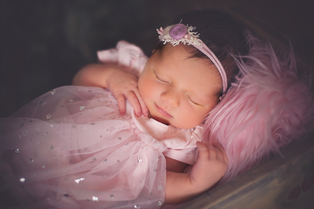 newborn-photographer-london-newbornphotographer-family-londonparents-londonmum